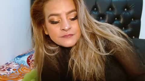 Snapshot of vkleiin chatting on October 2025 11:36:01 PM Venus online show from October 2025 11:36:01 PM