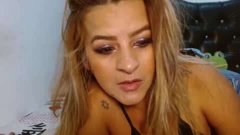 Snapshot of vkleiin chatting on November 2025 12:56:01 AM Venus online show from November 2025 12:56:01 AM