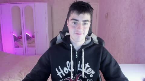 Snapshot of vlad1605 chatting on December 2024 02:59:01 AM Martin online show from December 2024 02:59:01 AM