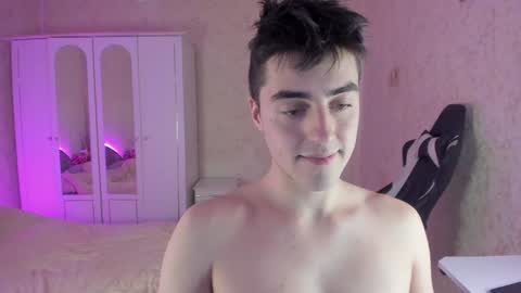 Snapshot of vlad1605 chatting on December 2024 06:01:01 AM Martin online show from December 2024 06:01:01 AM