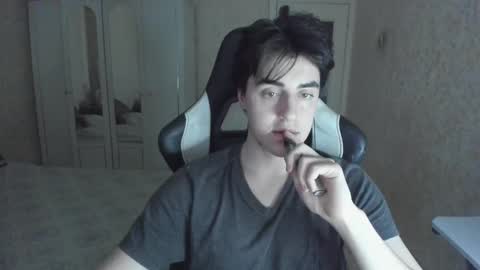 Snapshot of vlad1605 chatting on September 2025 03:24:02 PM Martin online show from September 2025 03:24:02 PM