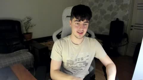 Snapshot of vlad1605 chatting on November 2025 11:43:02 AM Martin online show from November 2025 11:43:02 AM