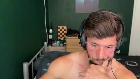 vlad1995noughty online show from August 2026 02:31:01 PM