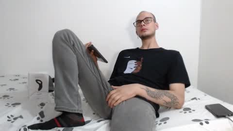 Snapshot of vlad__night chatting on April 2026 04:46:01 AM Vlad online show from April 2026 04:46:01 AM