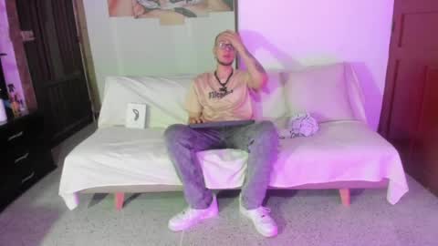 Snapshot of vlad__night chatting on April 2026 03:18:02 AM Vlad online show from April 2026 03:18:02 AM
