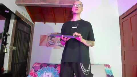Snapshot of vlad__night chatting on April 2026 03:44:01 AM Vlad online show from April 2026 03:44:01 AM