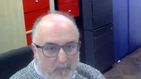 volpi72 online show from February 2026 06:34:02 PM