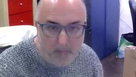 Snapshot of volpi72 chatting on April 2026 06:35:01 PM volpi72 online show from April 2026 06:35:01 PM