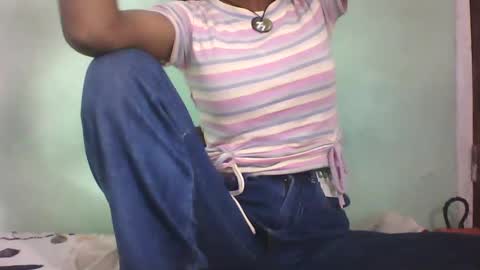 Snapshot of vounialdy chatting on February 2025 05:16:01 PM vounialdy online show from February 2025 05:16:01 PM