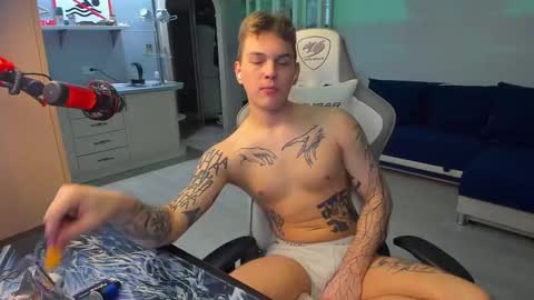 Snapshot of vova_belkin_ chatting on March 2025 09:59:01 PM vova online show from March 2025 09:59:01 PM
