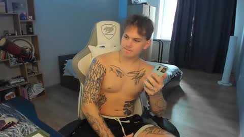 Snapshot of vova_belkin_ chatting on September 2025 10:19:02 AM vova online show from September 2025 10:19:02 AM