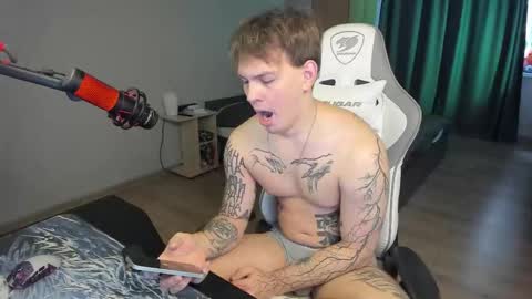 Snapshot of vova_belkin_ chatting on October 2025 09:17:01 AM vova online show from October 2025 09:17:01 AM