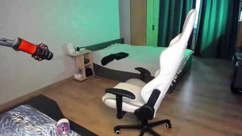 Snapshot of vova_belkin_ chatting on October 2025 09:33:01 AM vova online show from October 2025 09:33:01 AM