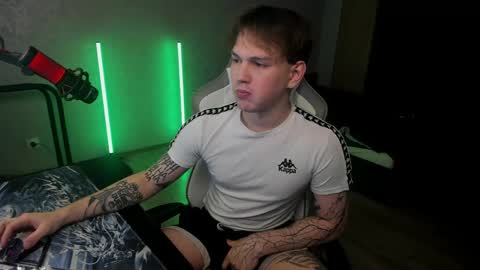vova_belkin_2 online show from May 2026 04:23:02 PM