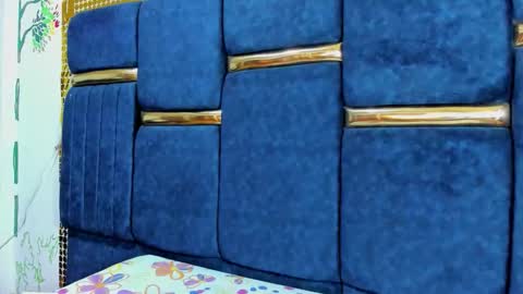 Snapshot of vskayper chatting on November 2025 08:19:01 PM skay online show from November 2025 08:19:01 PM