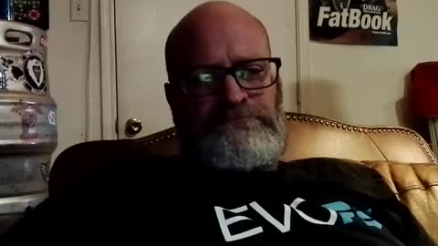 Snapshot of vtwinbuilder chatting on September 2025 12:25:01 AM vtwinbuilder online show from September 2025 12:25:01 AM