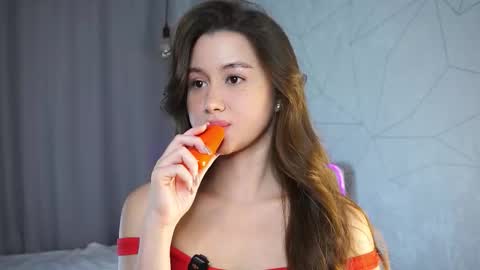 Ethal - thank you for thumb up online show from November 2025 02:00:02 AM