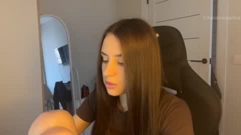 Snapshot of vx_arina chatting on May 2026 09:58:02 AM Arina online show from May 2026 09:58:02 AM
