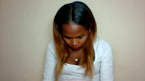 vynarahot online show from June 2026 05:50:01 PM