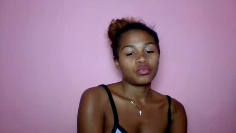 vynarahot online show from July 2026 12:40:01 PM
