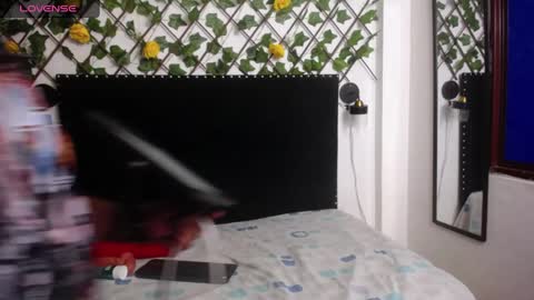 Zoey online show from September 2025 02:55:02 AM