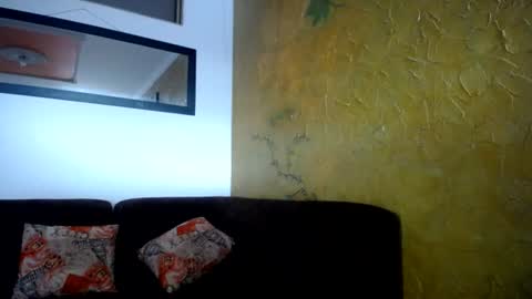 Snapshot of wade_wil chatting on June 2026 10:03:01 PM wade and antonella online show from June 2026 10:03:01 PM