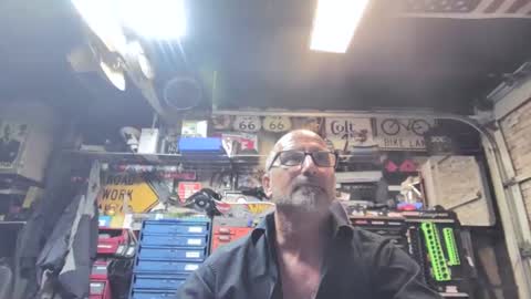 wakesblowinclouds online show from September 2025 11:12:02 AM