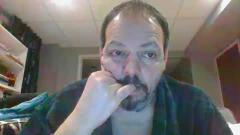 Snapshot of walker033 chatting on January 2026 05:10:02 AM walker033 online show from January 2026 05:10:02 AM