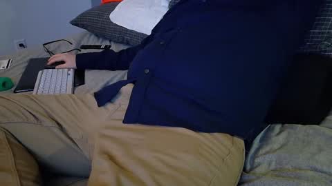 I love the ol in-n-out  online show from November 2025 02:10:02 AM