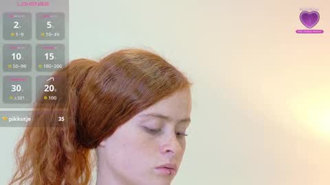 Wanda Robertss online show from October 2025 01:20:01 PM