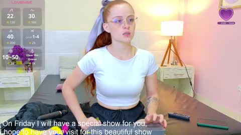 Wanda Robertss online show from October 2025 07:35:02 PM