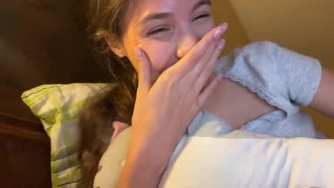 Wendy. Hello Honeys Ill see you 2nd 5th 7th this week love you3 online show from September 2025 02:00:01 AM