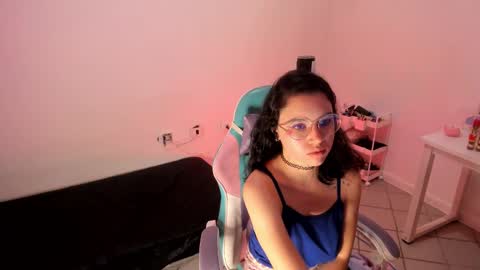 Snapshot of wandadoll chatting on February 2025 11:45:01 PM Wanda online show from February 2025 11:45:01 PM