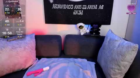   online show from December 2025 02:17:02 AM