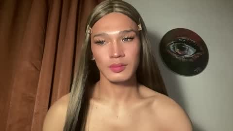 LIZA online show from May 2026 01:06:01 PM