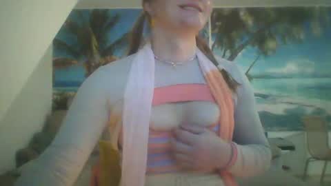 Emilia inst  online show from January 2025 04:39:01 PM