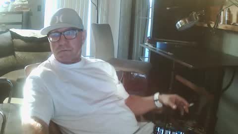 inittogetitin online show from December 2025 11:57:02 PM