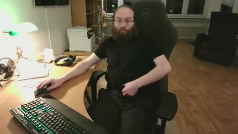 Snapshot of wantsahug chatting on February 2026 07:35:01 PM wantsahug online show from February 2026 07:35:01 PM