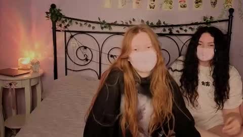 lira and flo online show from January 2026 08:07:01 AM