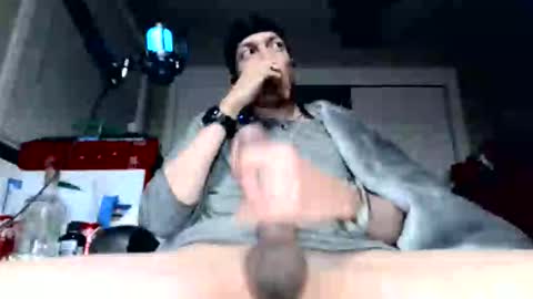 Snapshot of warrior23zone1 chatting on December 2025 12:42:01 AM Jaime online show from December 2025 12:42:01 AM