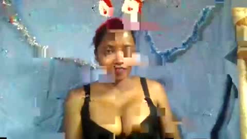 wasselline69 online show from December 2025 01:17:02 PM