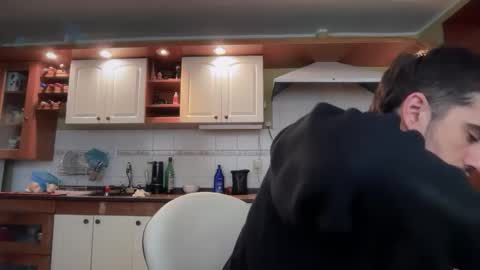 Snapshot of wat___sapbody chatting on October 2025 03:04:01 PM wearetwo online show from October 2025 03:04:01 PM