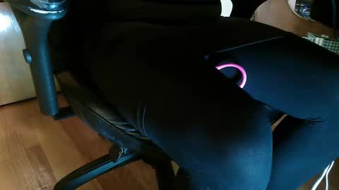 Pantyhose lover online show from February 2026 11:25:02 AM