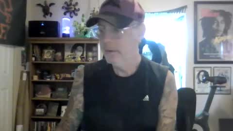 Snapshot of waterfire420 chatting on February 2026 09:32:01 PM waterfire420 online show from February 2026 09:32:01 PM