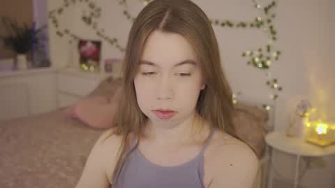 Snapshot of watermelon_sugar_ chatting on February 2026 03:00:01 PM Tess Pls support me with Can we reach 155 my favorite number online show from February 2026 03:00:01 PM