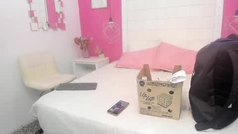 Milf Latina online show from May 2026 01:30:02 PM