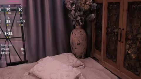 Lily online show from May 2026 04:57:04 PM