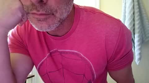 waynekent80 online show from December 2025 08:28:02 PM