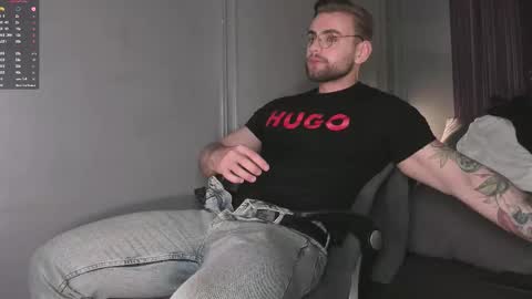 Wayne online show from September 2025 04:39:02 AM