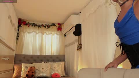 Wayuu Goddess  3 online show from December 2024 03:16:02 PM